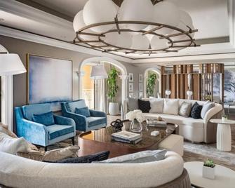 The Ritz-Carlton Residences Orlando, Grande Lakes - Orlando - Living room