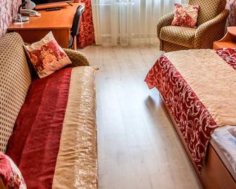 Hotel Tourist Grodno - Hrodna - Schlafzimmer