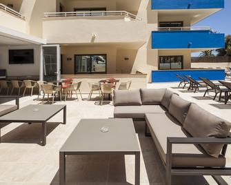 Ibiza Heaven Apartments - Sant Jordi de ses Salines - Pati