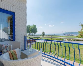 Haffidyll garni - Kuehlungsborn - מרפסת