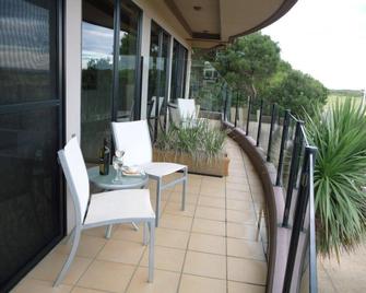 On the Esplanade - Torquay - Balcon