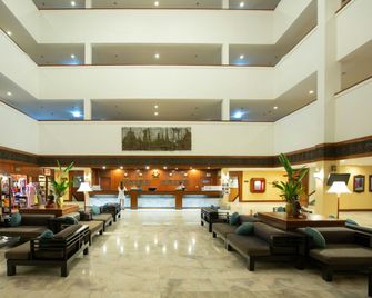 Centara Life Hotel Mae Sot - Mae Sot - Lobby