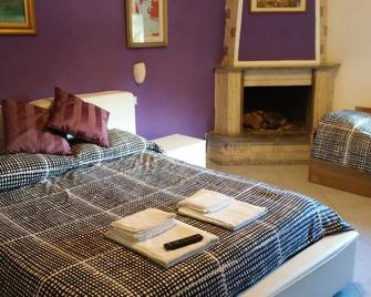 Solerosa - Fondi - Habitación