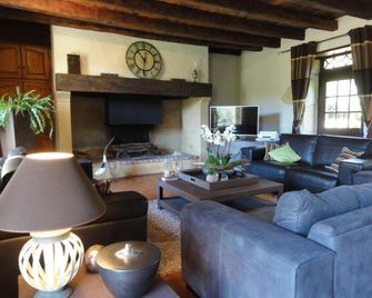 Le Manoir des Tuileries - Rouffilhac - Sala de estar