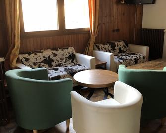 Hotel Bergerie Chatel - Châtel - Lounge