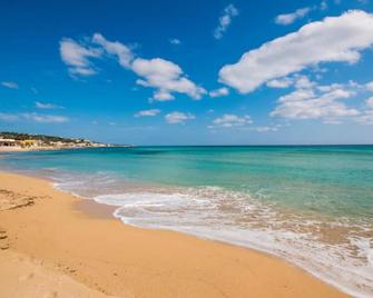 La Casa di Pietro - Fronte Mare nel Salento - Gagliano del Capo - Spiaggia