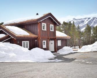 Three-Bedroom Holiday Home In Hovet - Hovet - Edificio