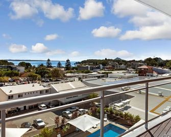 Cote D Azur in the heart on Nelson Bay with a swimming pool - Nelson Bay - Balkon