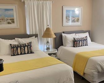101 - Standard Room - 2 Queen Beds -1st Floor - Port Elgin