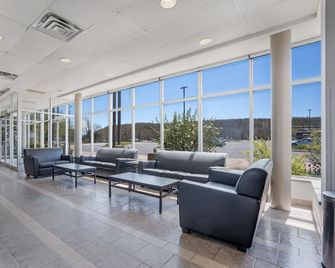 Residence & Conference Centre - Niagara-on-the-Lake - ניאגרה און-דה-לייק - לובי