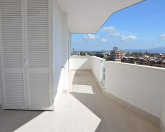 Suite 35 tra Roma e il mare - Pomezia - Balcone