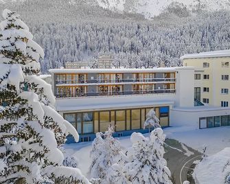 فندق لودينيلا - سانت موريتز - مبنى