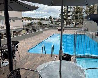 Ônix Hotel - Assis - Pool