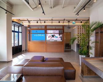 The Superior Living Kagithane - Istanbul - Front desk