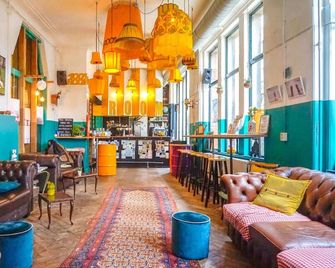 Hostel Room Rotterdam - Rotterdam - Lounge