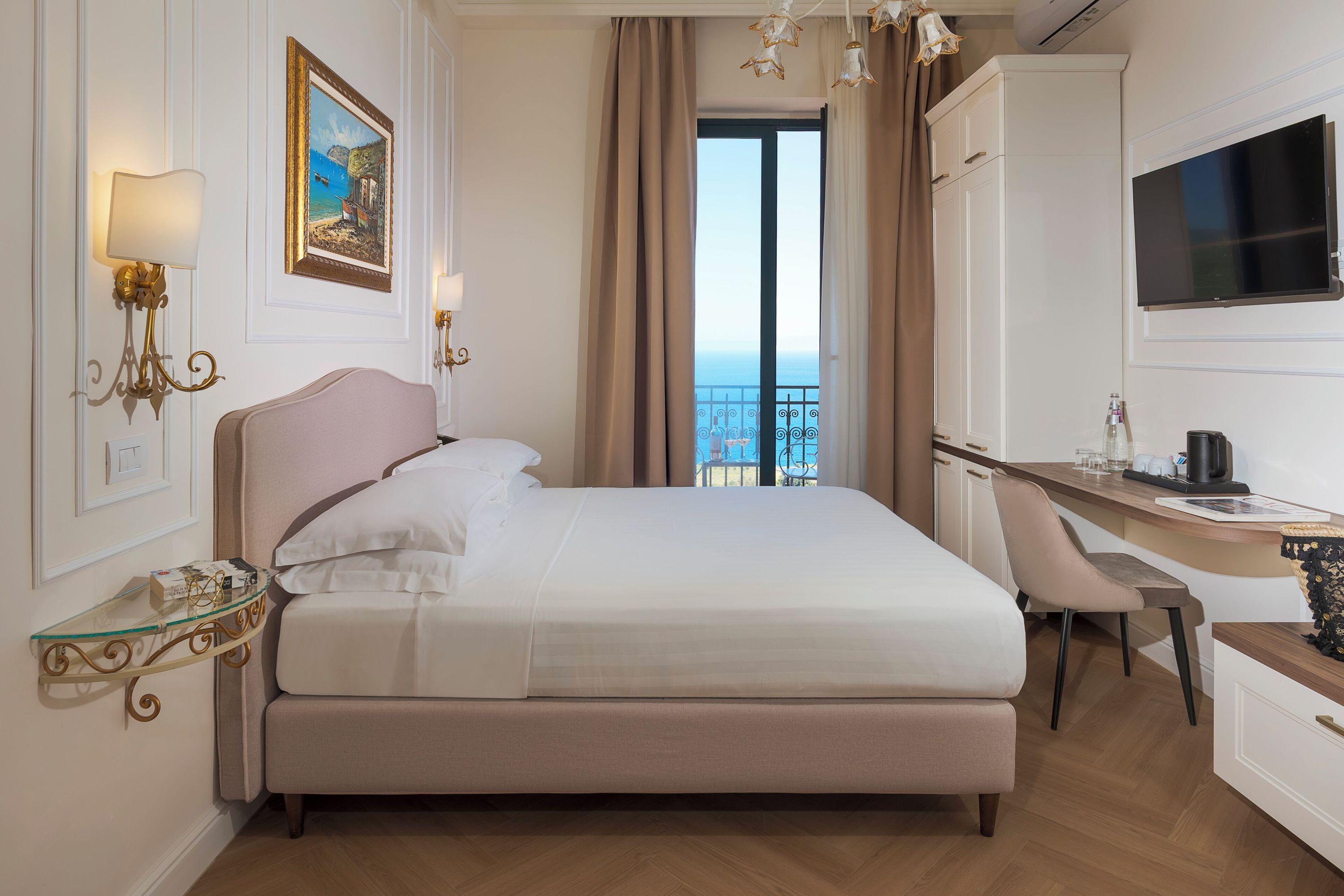 Hotel La Pensione Svizzera - טאורמינה