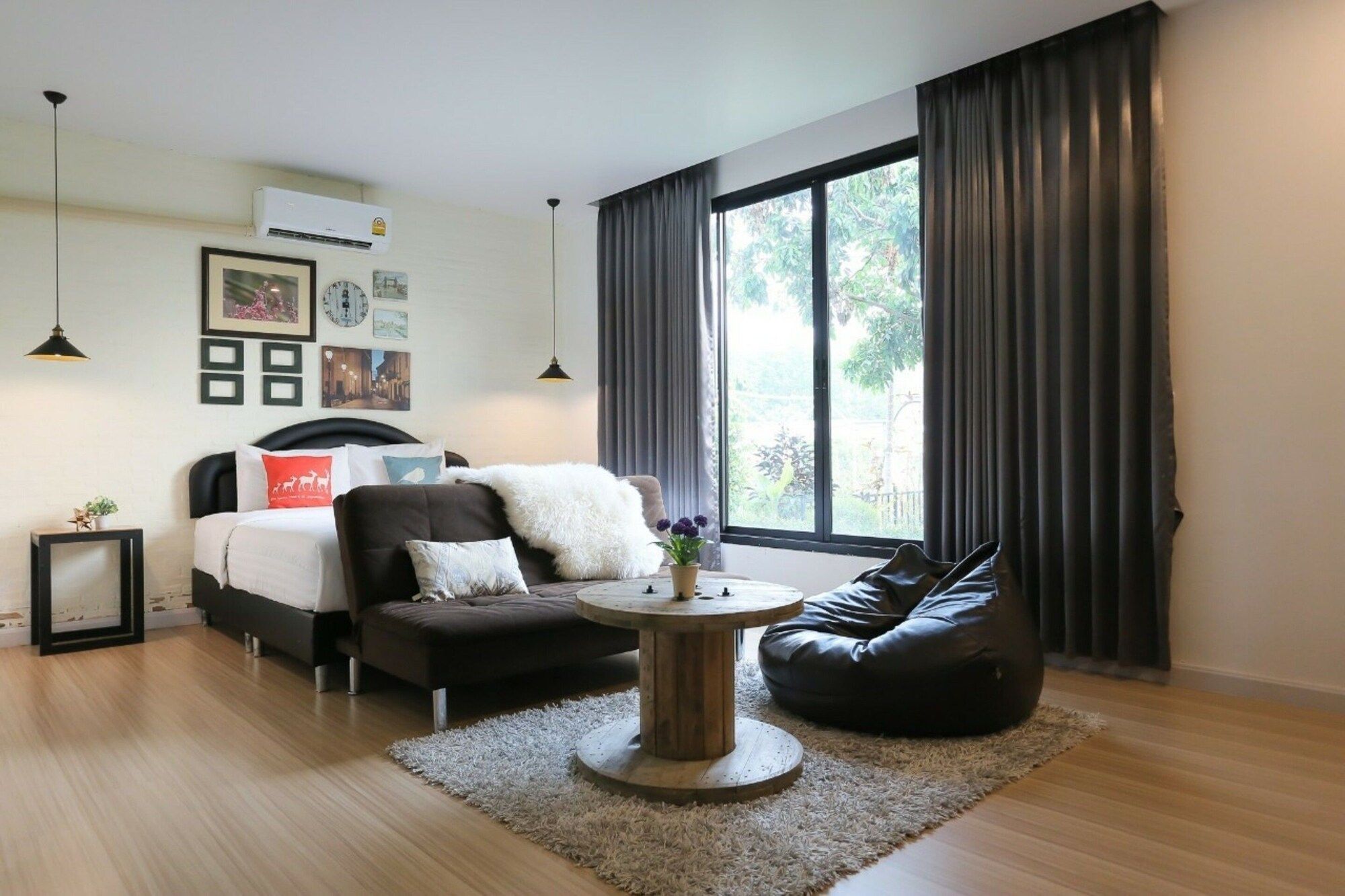 مانوني هوتل