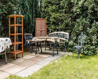 Ferienwohnung Romantika IV 45 qm, 1 Schlafzimmer, Max. 3 Personen - Potsdam - Patio