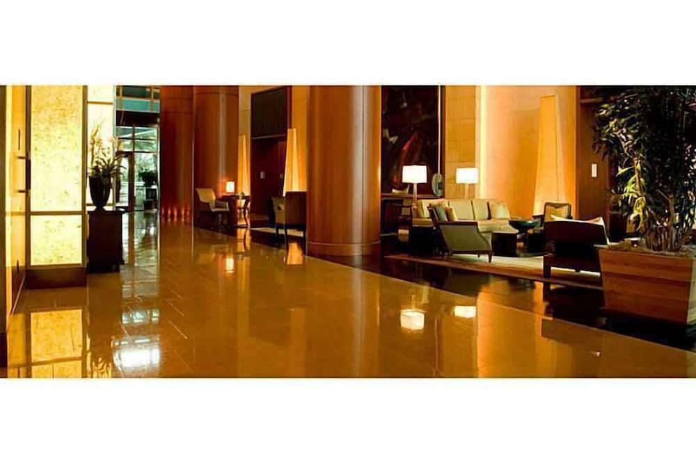 Ocean view lux studio at Ritz Carlton w/ enhanced sanitation protocol - Bal Harbour - Лоббі