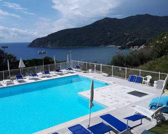 Appartamenti Enrica With Amazing View - Moneglia - Pool