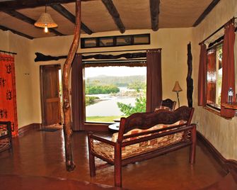 The Haven - Jinja - Living room