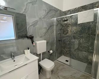 The Central Rock Inn camere con bagno privato - Piacenza