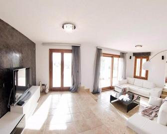 Finca de les Oliveres - Alcúdia - Huiskamer