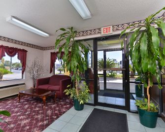 Quality Inn - Lake Park