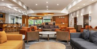 DoubleTree by Hilton Greensboro Airport - Greensboro - Sala d'estar