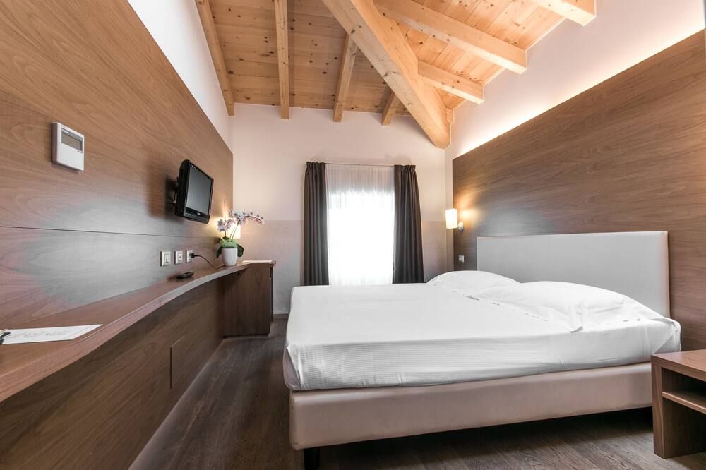 Hotel Operà