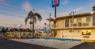 Motel 6 San Bernardino South - San Bernardino