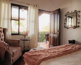 Autumn In Antigua Boutique Bnb - Antigua - Κρεβατοκάμαρα