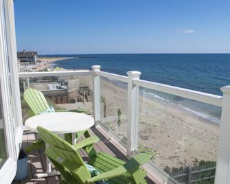 The Corsair & Cross Rip Oceanfront - Dennis Port - Balkon