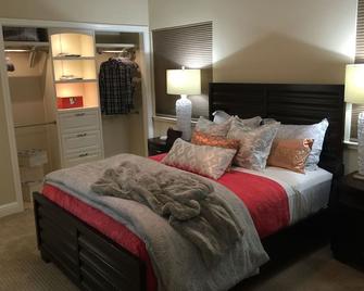 Executive 2 Bed, 2 Bath Apartment in Prime Location - Santa Clara - Habitación