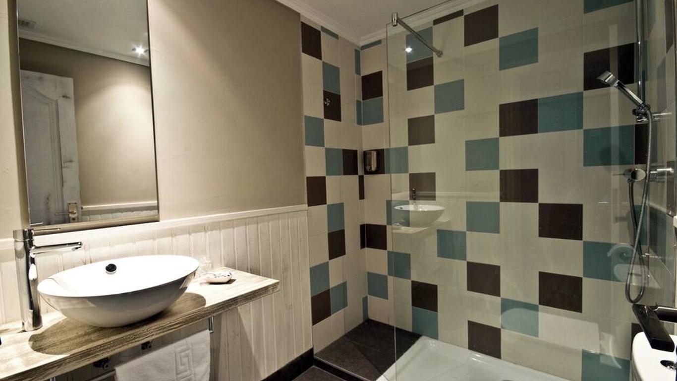 Hotel Salbatoreh