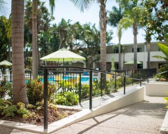 Lemon Tree Inn - Santa Barbara - Outdoor view