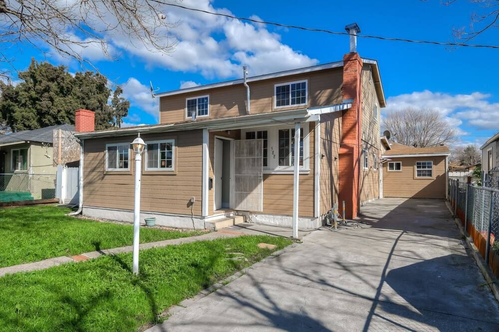 5br/3ba house near OaklandAirport & RaiderStadium - Oakland - Edificio
