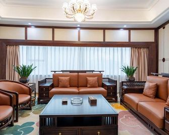 Junyi Hotel - شينزهين - ردهة