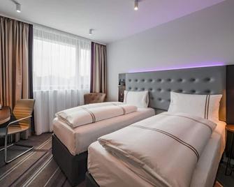 Premier Inn Karlsruhe City Am Wasserturm - Karlsruhe - Bedroom