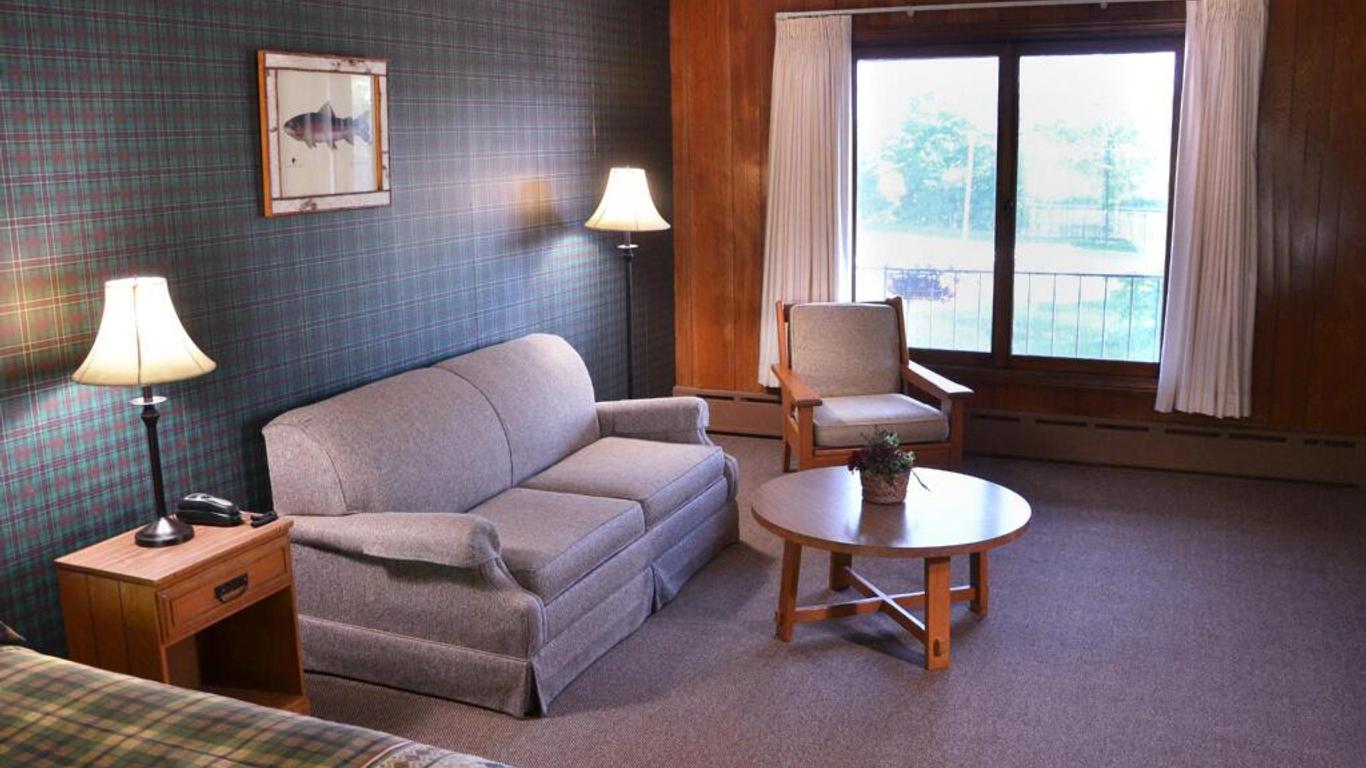 Birchwood Inn