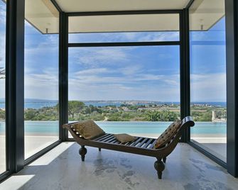 Villa OLEANDRA: Luxe, daily service, sea & sunset impressive views, 24mt pool - Arenella - Balcony