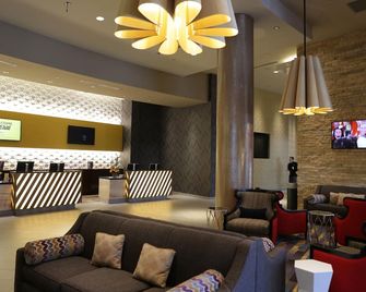 Isle Casino Hotel Bettendorf - Bettendorf - Lounge