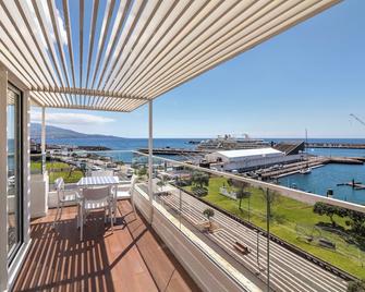 هوتل جايفوتا أزوريس - بونتا ديلغادا - شرفة