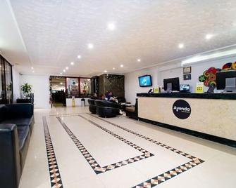 Hotel Virrey Central - Bogotá - Front desk