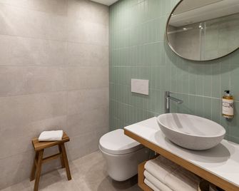 Pure Formosa Concept Hotel - Olhão - Bathroom