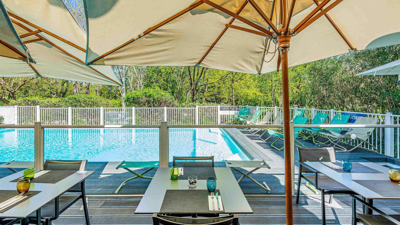 نوفوتيل تولوز سنتر كومبانس كافاريلي