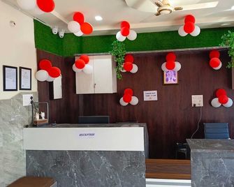 Shri Girraj Residency - Mathura - Receptie