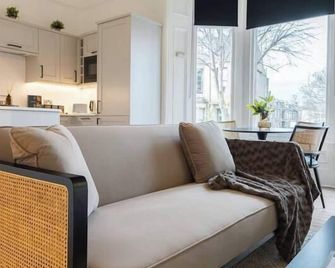 The West End Retreat - Your Luxurious 5 Apartment - Glasgow - Soggiorno