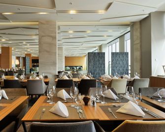 Radisson Blu Plaza Hotel, Ljubljana, Si - Liubliana - Restaurante