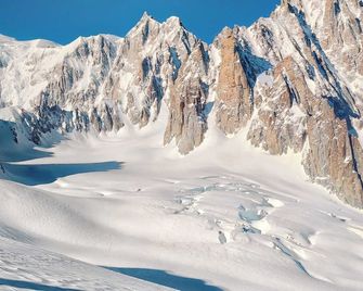 Hotel Bouton D'or Courmayeur - Courmayeur